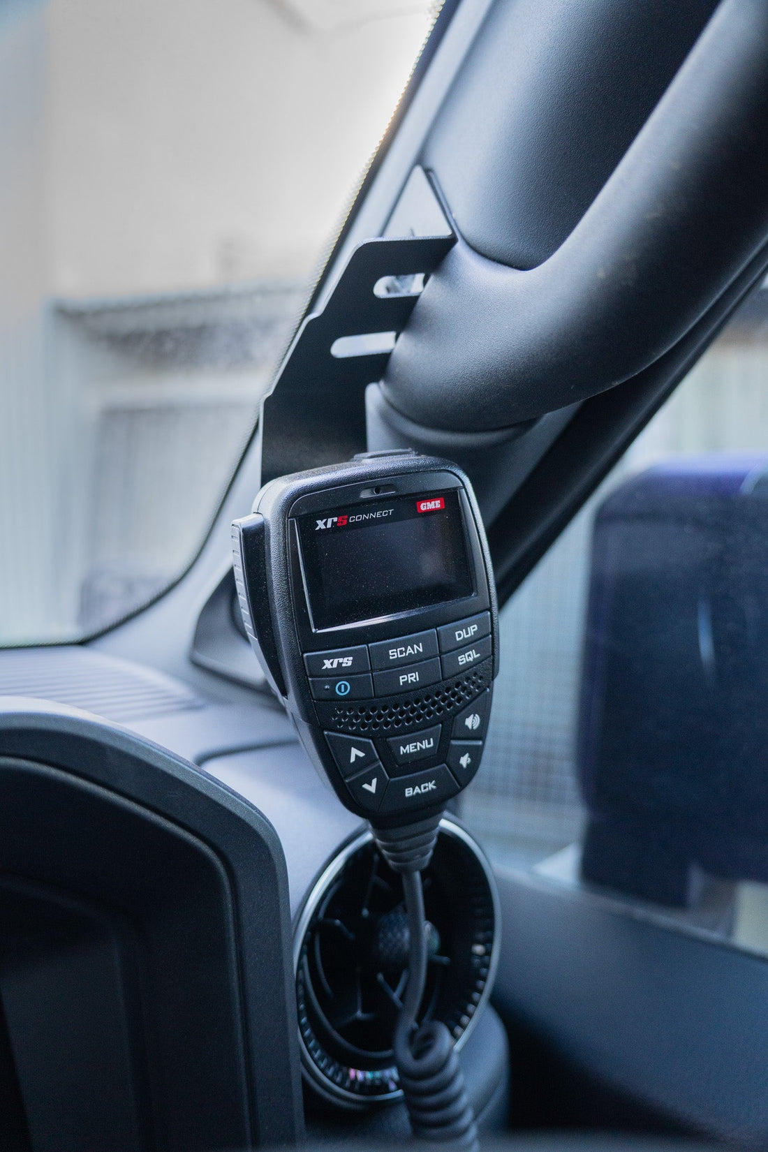 The Ultimate Handheld UHF Guide: Every Mount, Every Vehicle