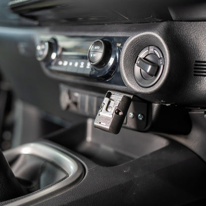 UHF Handpiece Mount For Toyota Hilux 2016+ N80